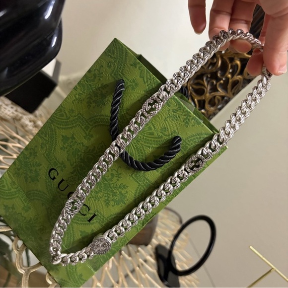 Gucci Silver Chain Necklace - Picture 4 of 10